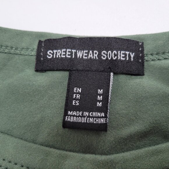 Streetwear Society Olive Green Butterfly Graphic Cropped Tee Size Medium - Picture 4 of 7